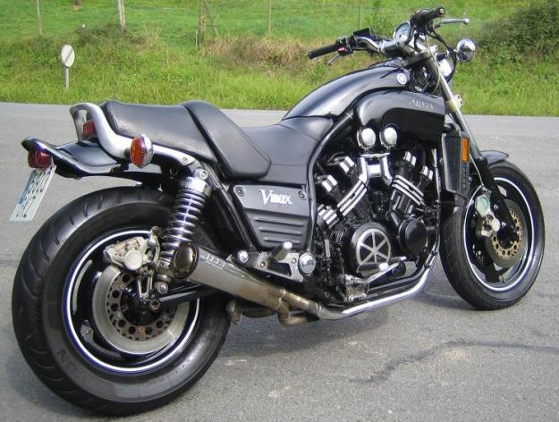 VENDO YAMAHA VMAX 1200 FULL POWER - 1989 - 15000 MILLAS - 5950euros