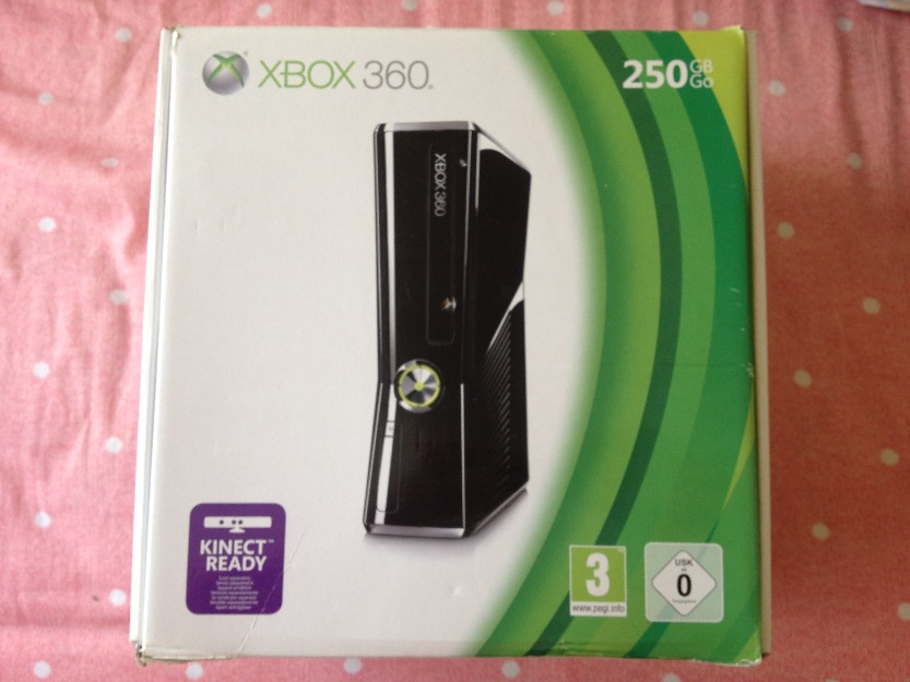 Xbox 360 Black 250 Gb GO + 3 Juegos