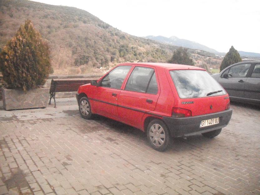 Peuguot 106, en Gerona este coche va bien.