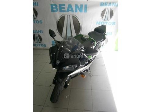 YAMAHA YZF R6