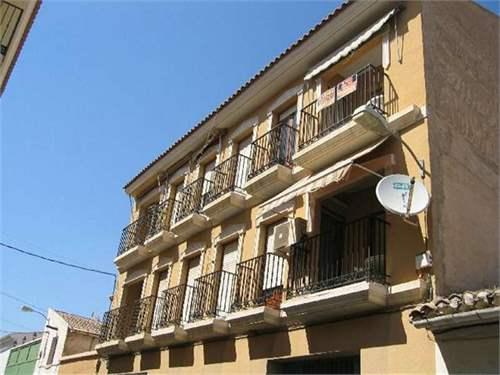 Apartment for Sale in Alicante, Comunidad Valenciana, Ref# 3000282