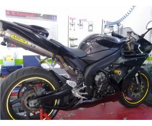 YAMAHA YZF R1