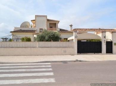 Chalet con 3 dormitorios se vende en San Fulgencio, Costa Blanca, Vega Baja Torrevieja