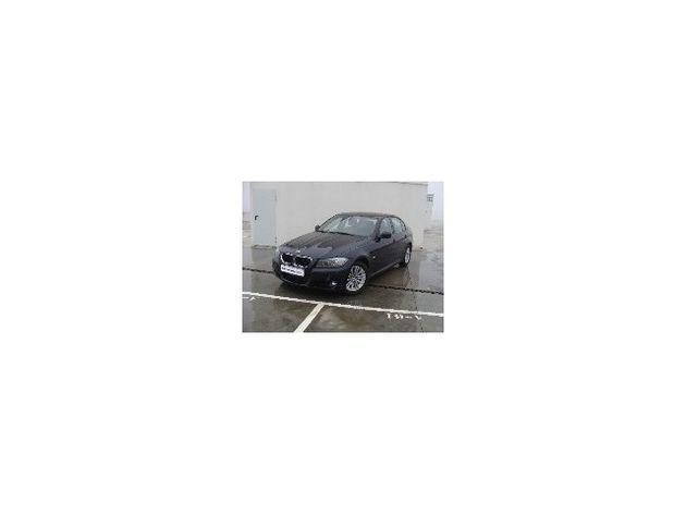 BMW SERIE 3 320D BERLINA