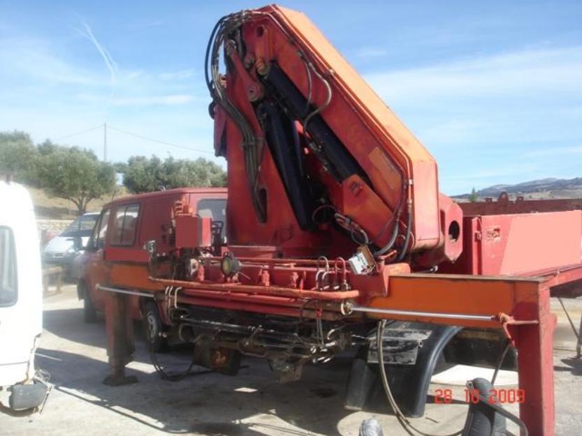 Grua autocargante atlas 330.4