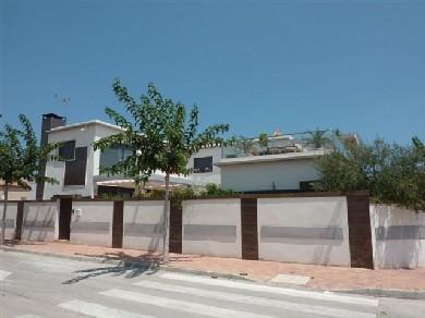 Chalet con 5 dormitorios se vende en San Pedro del Pinatar, Costa Calida