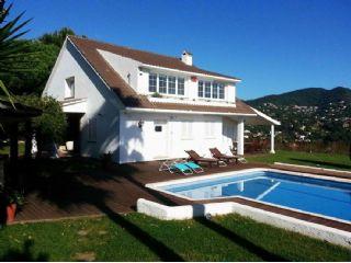 Chalet en alquiler en Cabrils, Barcelona (Costa Maresme)