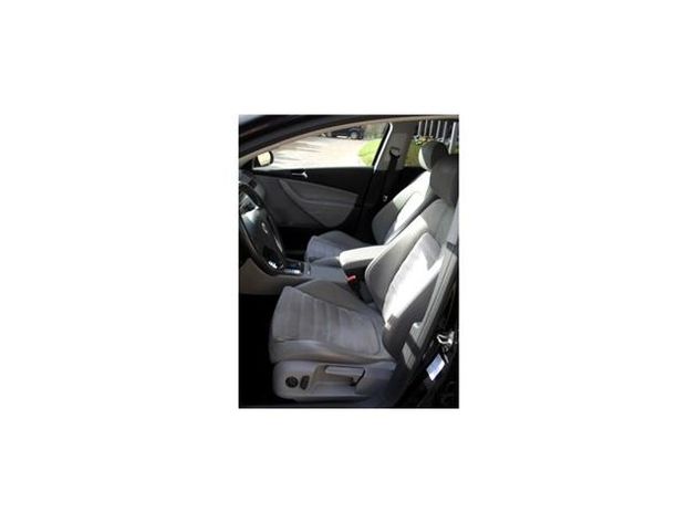 VOLKSWAGEN Passat 2.0TDI Highline DSG