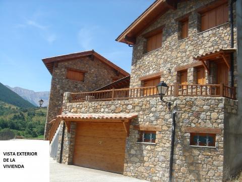 Casa en Montellà i Martinet