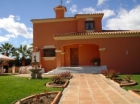 Chalet con 3 dormitorios se vende en Marbella, Costa del Sol - mejor precio | unprecio.es