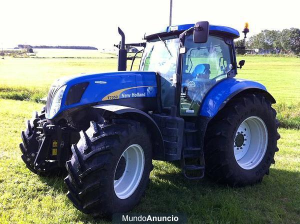 NEW HOLLAND T 7050 a 3000€