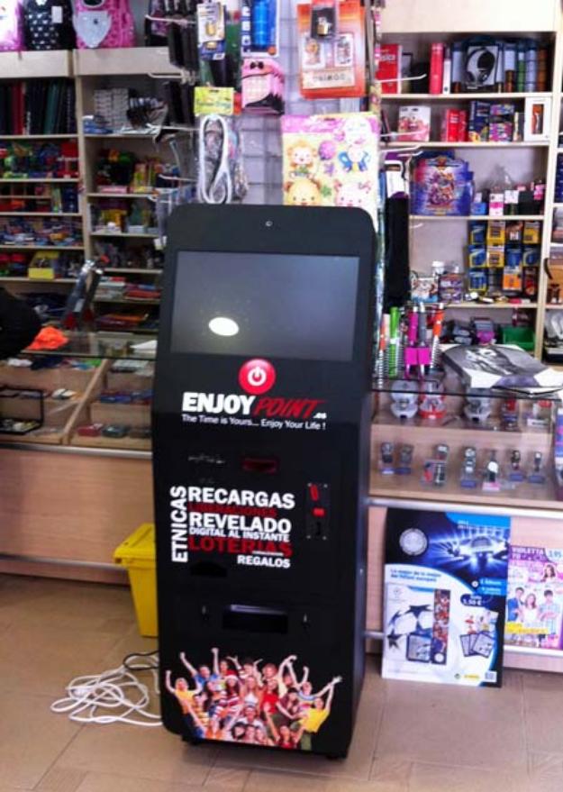Máquina multiservicio: Canalización Lotería, recarga, fotos… gran beneficio