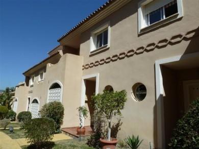 Chalet con 3 dormitorios se vende en Manilva, Costa del Sol