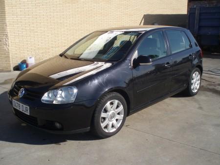 Volkswagen Golf 20 tdi sporline en Barcelona