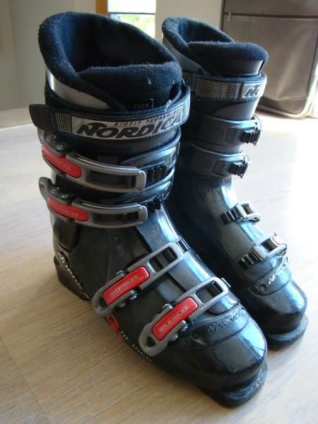 botas ski marca Nordika