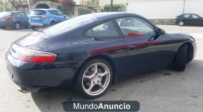 Porsche 911 996 carrera 4 coupé