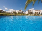 Apartamento con 3 dormitorios se vende en Estepona, Costa del Sol - mejor precio | unprecio.es