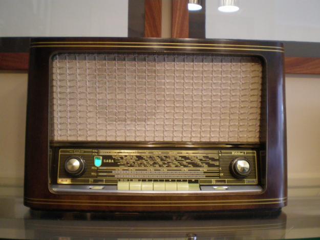 RADIO ANTIGUA SABA DE 1959. IMPECABLE. TIENDA DE RADIOS ANTIGUAS. 12 MESES DE GARANTIA