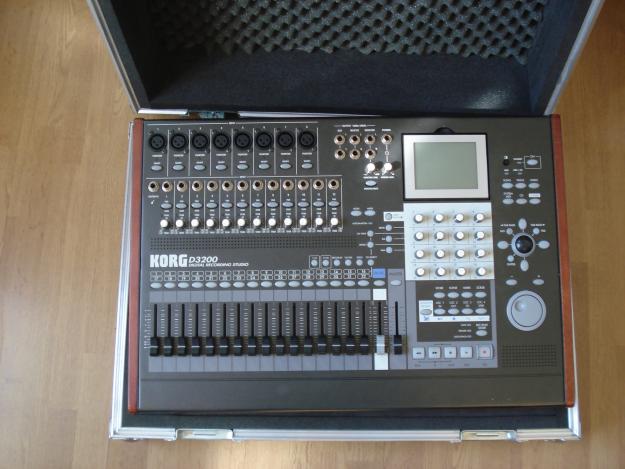 Vendo mesa de mezclas digital KORG D3200