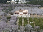 Chalet con 4 dormitorios se vende en Jalon - mejor precio | unprecio.es