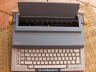 MÁQUINA DE ESCRIBIR ELÉCTRICA OLIVETTI ET PERSONAL 55 - mejor precio | unprecio.es