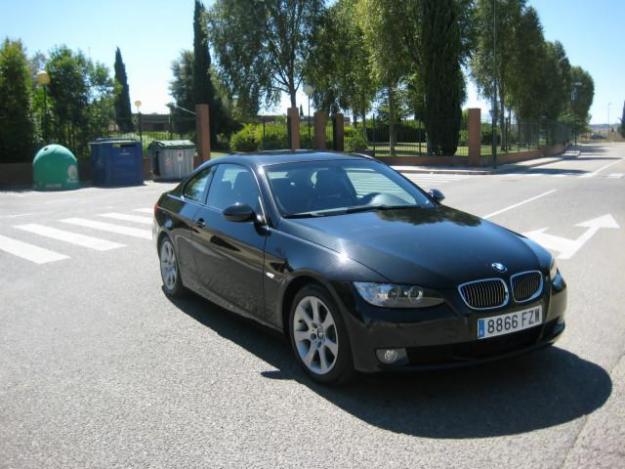 BMW 320 d negro 2008