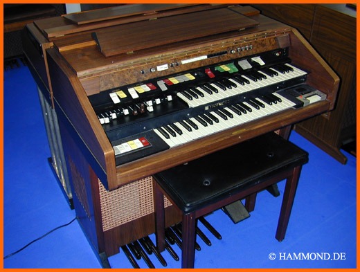 Organo hammond t500