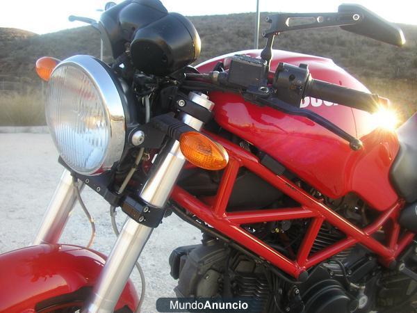 DUCATI  MONSTER