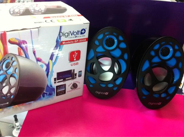 Altavoces nuevos de diseño marca digivolt