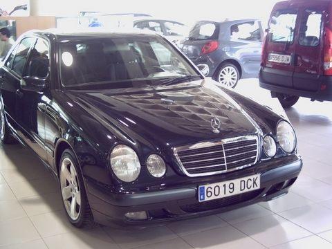 Vendo MERCEDES E270 CDI