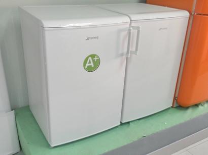 FRIGO Y CONGELADOR SMEG BAJO ENCIMERA