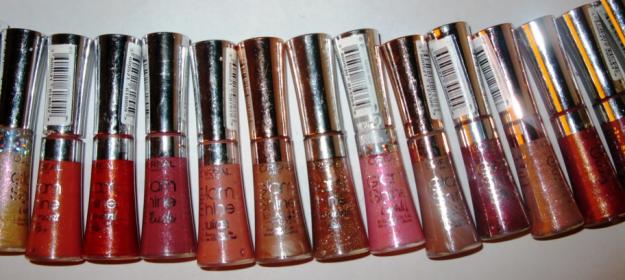 l´oreal glam shine gloss lote 100 piezas 185€