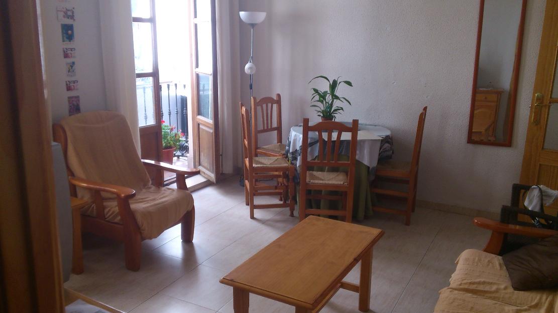 Piso en alquiler de 4 dormitorios en la mejor zona de Granada