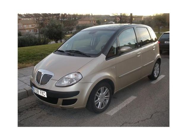 LANCIA MUSA 1.9 JTD PLATINO