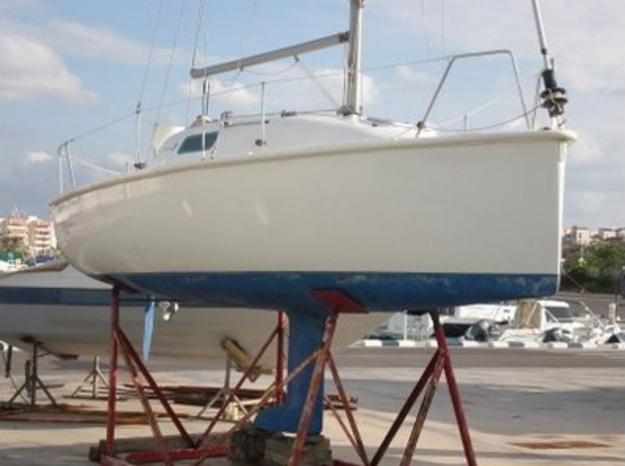 EMBARCACION VELERO ALBATROS 600