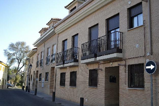 Bajo en Serranillos del Valle