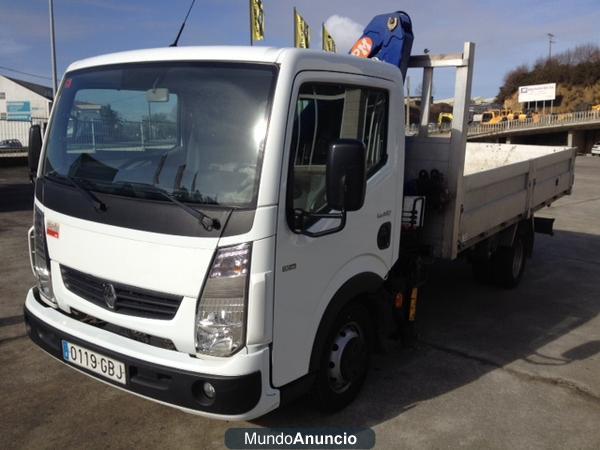 Renault Maxity Pluma grua basculante volquete