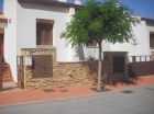 Chalet con 3 dormitorios se vende en Mijas Costa, Costa del Sol - mejor precio | unprecio.es