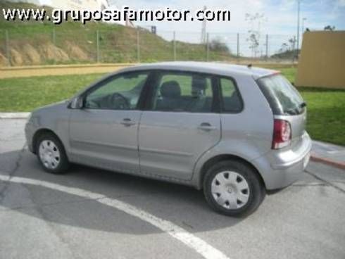 VOLKSWAGEN Golf 2.3 Highline V5 Tiptronic