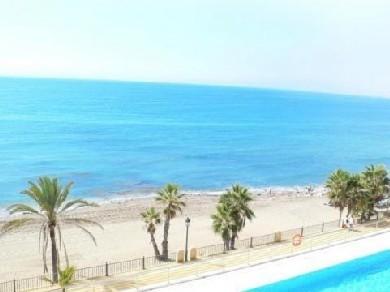 Apartamento con 2 dormitorios se vende en Marbella, Costa del Sol