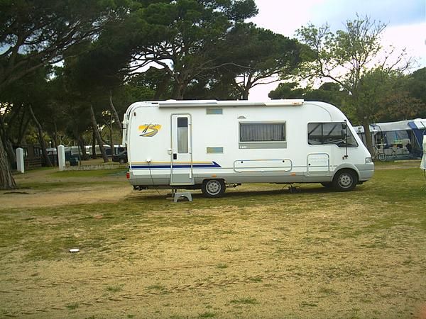 autocaravana busrtner 642i Embrage Automatico