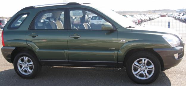 VENDO KIA SPORTAGE CRDI 2.0 , 4*4 , EX