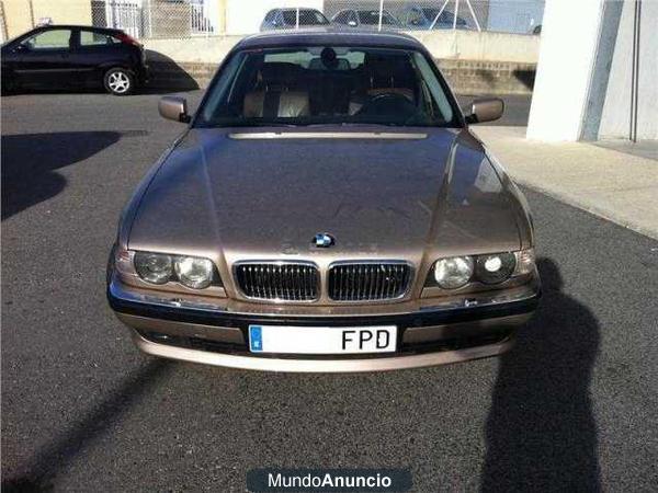 BMW Serie 7 750IA