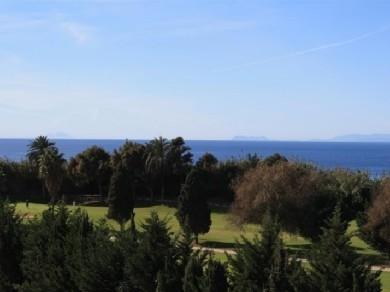 Apartamento con 4 dormitorios se vende en Marbella, Costa del Sol