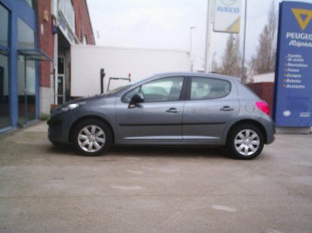 PEUGEOT 207 CONFORT HDI 70 - Barcelona
