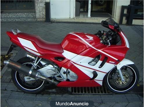 HONDA CBR 600F