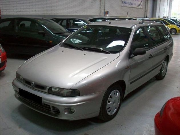 BMW SERIE 3 320 I BERLINA