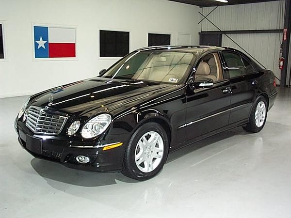 Mercedes-Benz E320