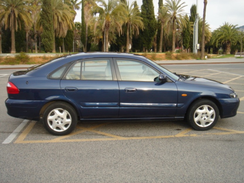 OCASION: particular vende Mazda 626 2.0i 16V perfecto de motor