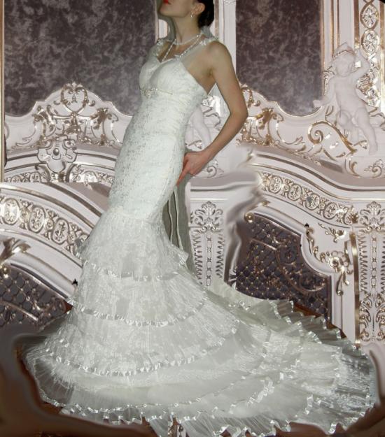 vestido de novia, marfil nuevo, vestido en Barcelona. 92cm busto.larga cola.
